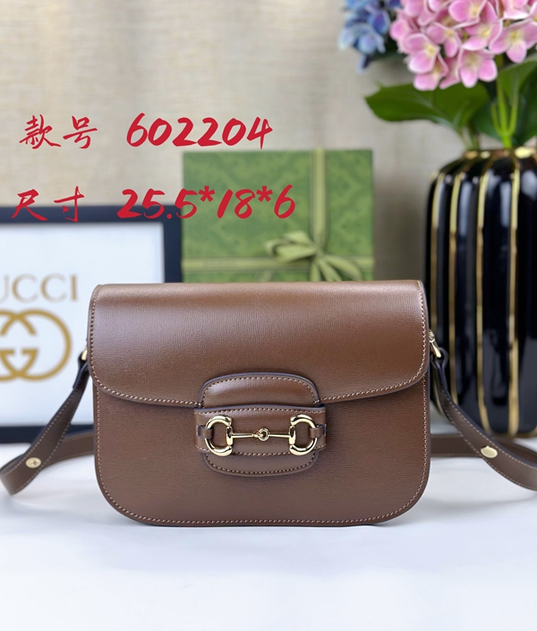 激安グッチバッグコピー正面デザイン